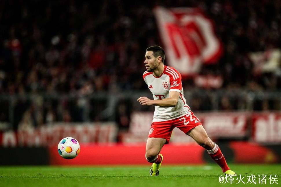 德甲-格雷罗破门阿什拉夫建功 多特2-0客胜狼堡 德甲-格雷罗破门阿什拉夫建功 多特2-0客胜狼堡